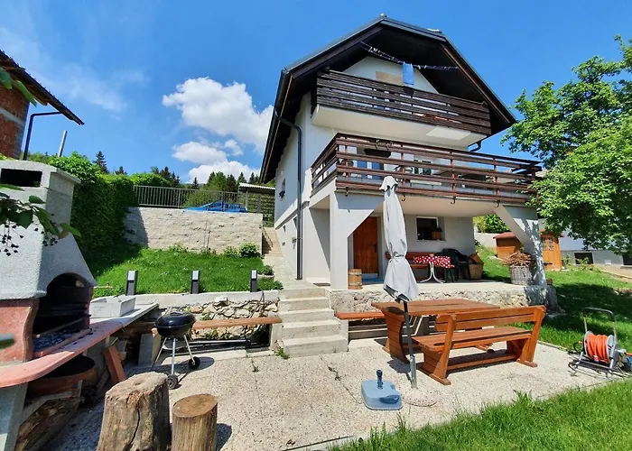 Veronica\'S Place In The Mountains